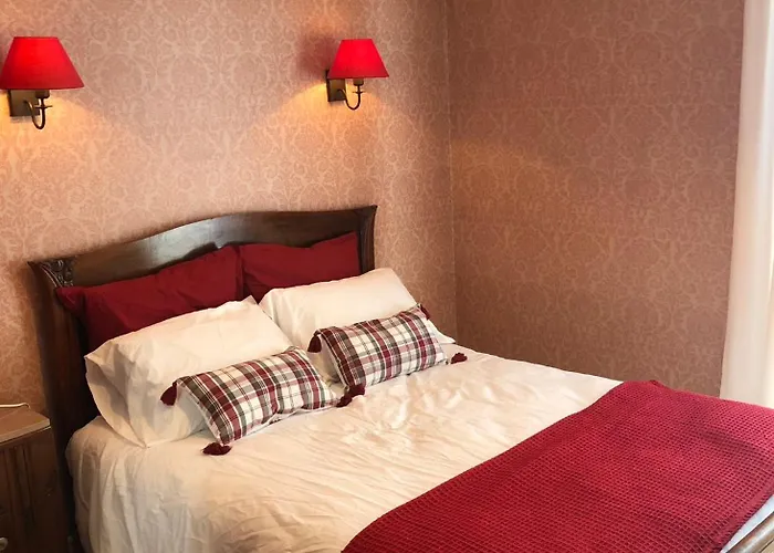 Le Repere Du Bien-etre - Maison 5 Chambres, Sauna, Cinema